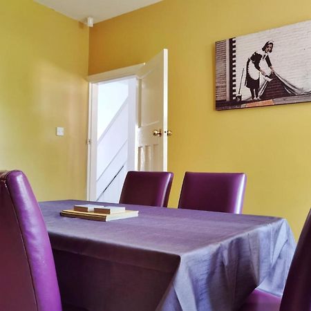 Perry Road, Beautiful Large House Available For Guests And Contractors Parking Wifi Villa Nottingham Buitenkant foto