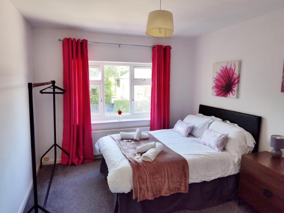 Perry Road, Beautiful Large House Available For Guests And Contractors Parking Wifi Villa Nottingham Buitenkant foto